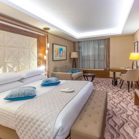 AZ Hotels Grand Oran Es Senia Buitenkant foto